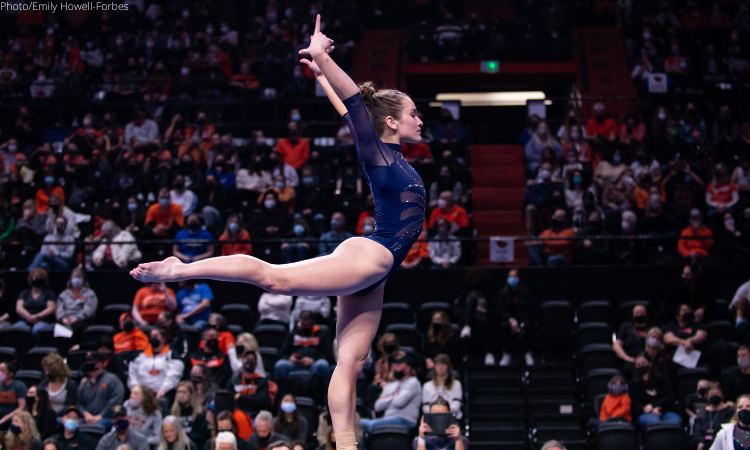 Norah Flatley competes on beam at Oregon State's Gill Coliseum in 2022.