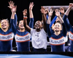 Auburn cheering