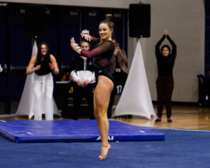 Jessica Taylor competes on floor
