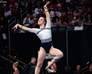 California's CJ Keuneke does choreography on floor